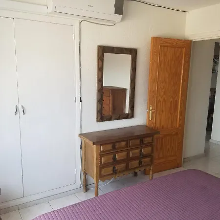 게스트하우스 Apartamento Con Vista Al Mar 푸엔히롤라