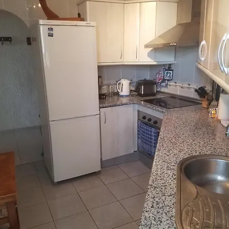 게스트하우스 Apartamento Con Vista Al Mar 푸엔히롤라